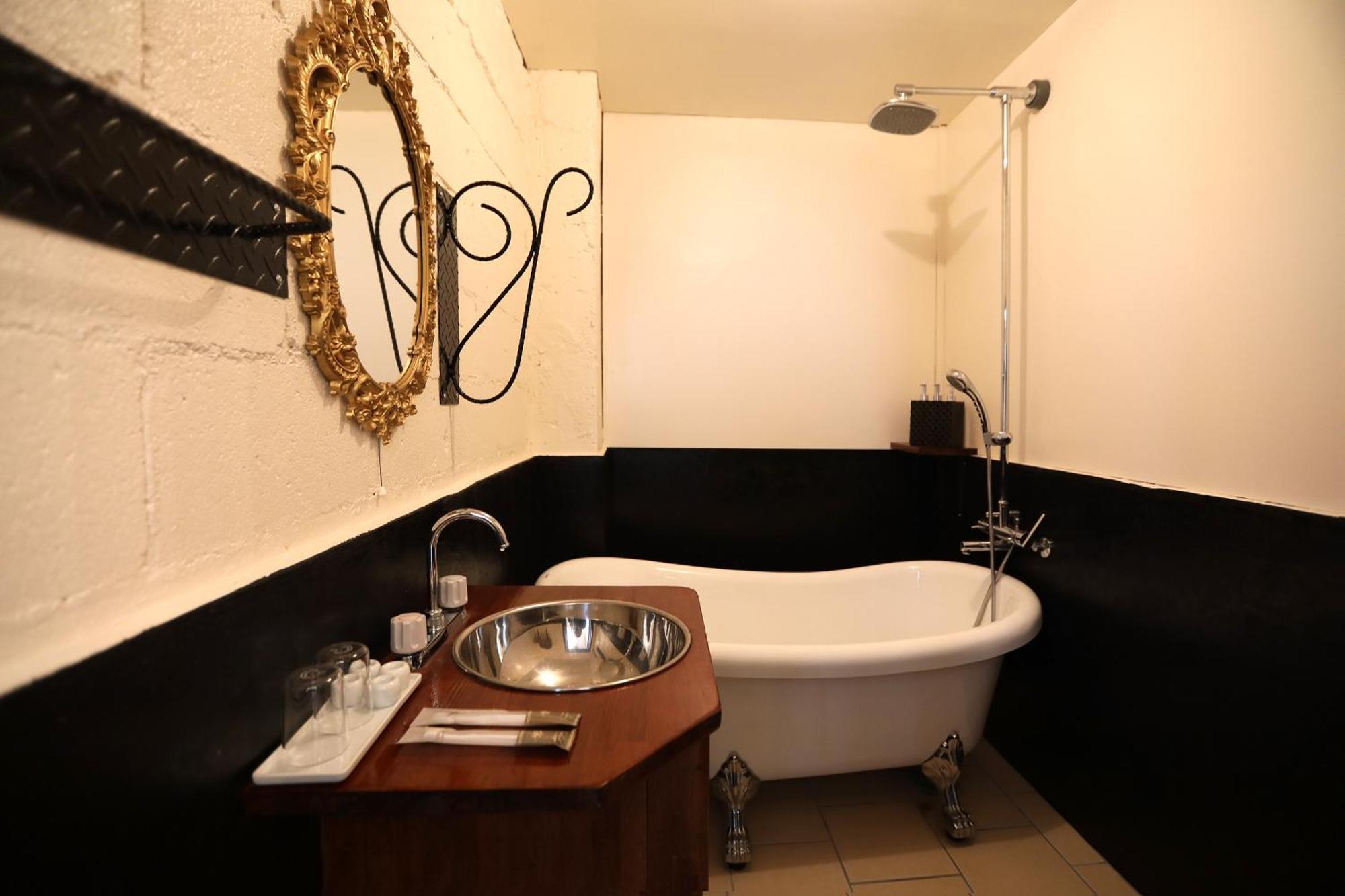 Tripshot Hotels Okinawa Koza Luaran gambar